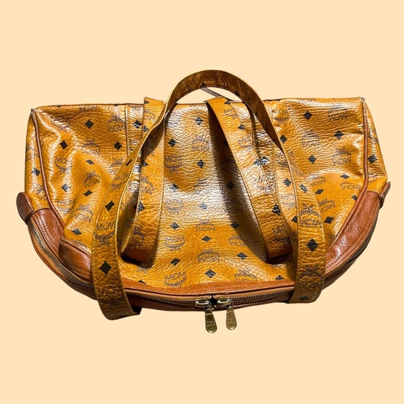 ⭐️COA⭐️MCM Large COGNAC VISETOS Zip Around Dome Tote 💯Authentic - Picture 3 of 9